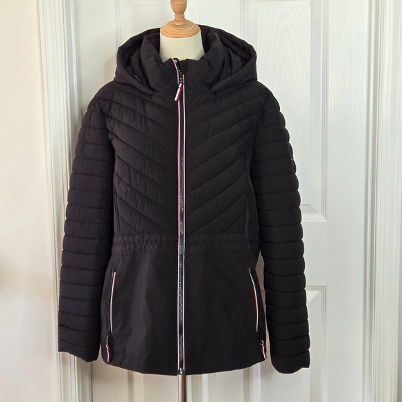 Tommy Hilfiger Jackets & Blazers - Tommy Hilfiger Women's Black Chevron Quilted Hooded Puffer Jacket Sz XL